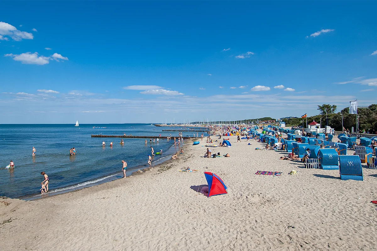 Strandleben im Sommer